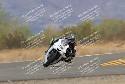 media/Sep-10-2022-SoCal Trackdays (Sat) [[a5bf35bb4a]]/Turn 6 (1140am)/